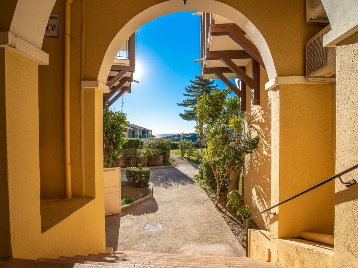 Apartment Village Cap Esterel - L'Esquinade-32 By Interhome Saint-Raphael  Exterior photo