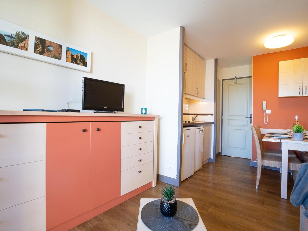 Apartment Village Cap Esterel - L'Esquinade-32 By Interhome Saint-Raphael  Exterior photo